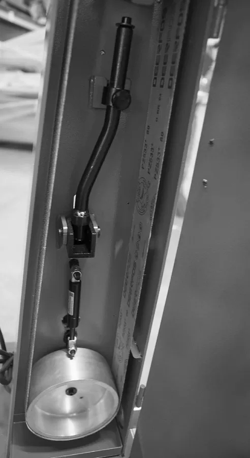 Станок ленточно-шлифовальный Stalex S-75V