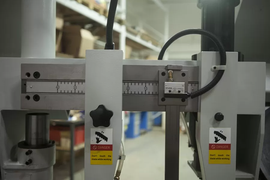 Станок полуавтоматический двухколонный Stalex TGK-4235