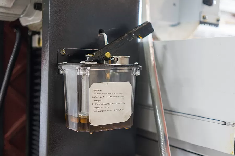 Плоскошлифовальный станок STALEX M818